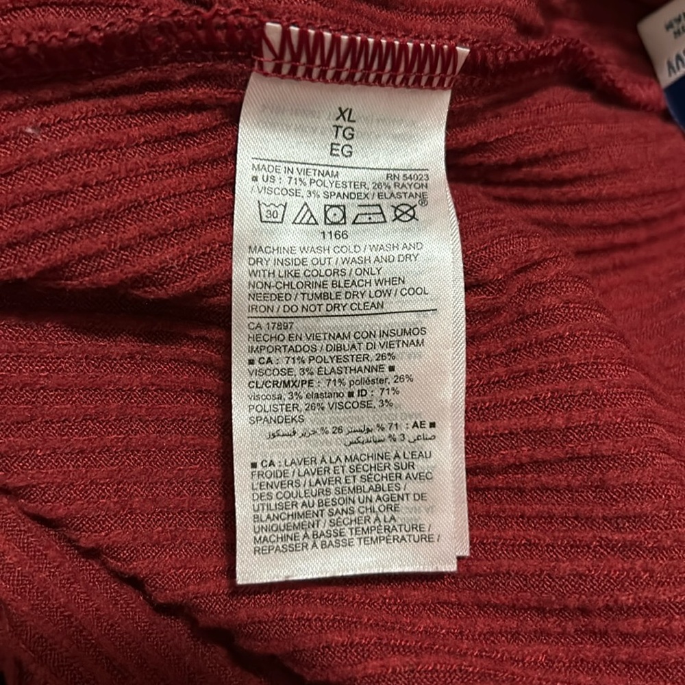 Red Ribbed Bottoms - Picture 5 of 5
